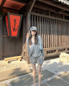@uniken【出门便服】休闲运动服套装女夏季洋气戴帽防晒外套+短裤