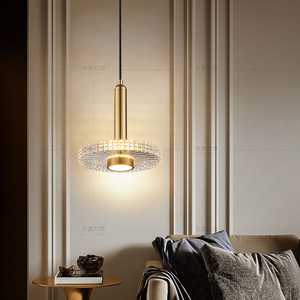 北欧轻奢床头灯简约时尚吧台客厅卧室书房金色创意铁艺单头小吊灯