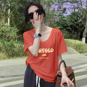 橙红色宽松大领口小众短袖T恤女2024夏季新款欧货竹节棉大码上衣