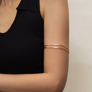 金属月牙臂镯女夏季2021年新款欧美网红气质开口手臂装饰臂环饰品