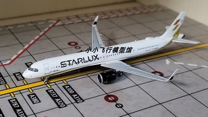 HYJL 1:400 Starlux Airlines 星宇航空 A321neo B-58208 模型