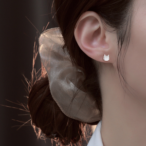 S925纯银猫咪耳钉女 小众设计感个性新潮创意可爱甜美猫头耳环