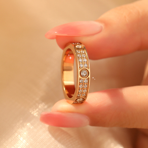 双排钻戒指女碎钻钻石排钻18K玫瑰金食指时尚个性小众仿真关节
