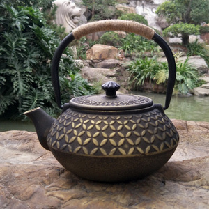 小丁铁壶0.6铸铁茶壶复古茶具日式无涂层铁瓶小容量泡茶烧水壶