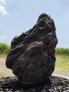 黑色火山石玄武岩火山岩大块鱼缸造景石头净水过滤天然熔岩石包邮