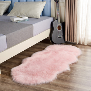 长毛绒地毯卧室床边毯床头毛毛不规则粉色少女心可爱房间装饰欧式