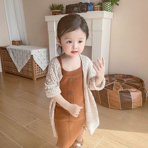 韩国女童2024新款春季女童针织连衣裙+镂空针织中长款外套