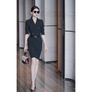 新款名媛气质小黑裙冷淡风高级感小众设计感西装连衣裙子女装夏季