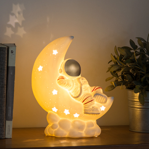 创意宇航员小夜灯月球灯个性卧室床头氛围灯太空人系列礼物台灯