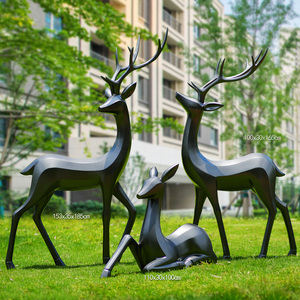 鹿雕塑摆件梅花鹿玻璃钢仿铜园林景观小品售楼部小区公园橱窗装饰