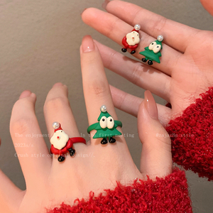 红色圣诞老人珍珠耳钉女生氛围感小众设计高级耳环时尚个性食指戒