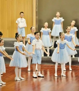 六一中小学生大合唱团蓬蓬裙礼服爱国演讲比赛儿童诗歌朗诵演出服