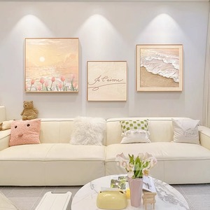 奶油风客厅装饰画轻奢高级感沙发背景墙挂画郁金香壁画原木组合画
