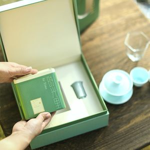 新款高档茶叶礼盒装空盒送人伴手礼绿茶茶叶罐红茶黄山毛峰包装盒