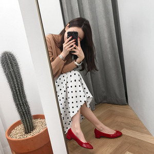 红色单鞋女2024春新款韩版漆皮浅口平底圆头中跟粗跟蝴蝶结小红鞋