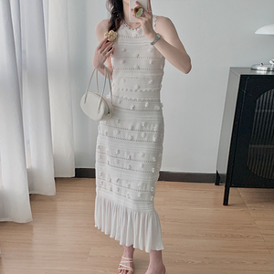 Wang Sandro 24夏季法式白色立体绣花镂空针织吊带荷叶边半裙套装