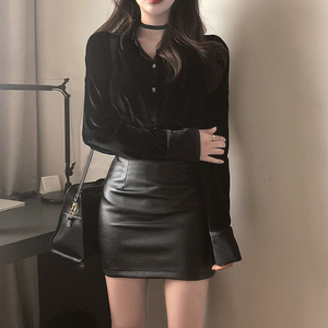 韩国黑色小皮裙女秋冬2023新款高级感高腰半身裙紧身性感包臀短裙