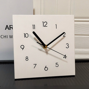实木创意简约静音桌面时钟表摆台式钟表摆放式时钟摆件装饰小座钟