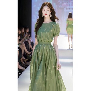茶歇法式超仙女绿色长裙晚宴约会裙气质收腰高级感天丝雪纺连衣裙