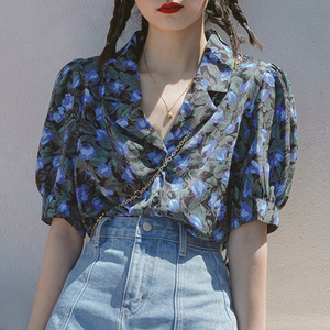 复古蓝碎花短袖衬衫女夏天韩国设计感小众西装领古着vintage上衣