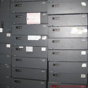 拍前询价:清仓甩卖 IBM SurePOS 300 4810-32H 收银主机 228元