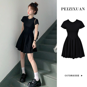 法式赫本风气质黑色连衣裙子女夏季2024新款小个子收腰显瘦小黑裙