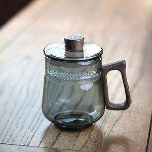 高颜值茶水分离月牙杯耐热玻璃带盖泡茶杯 350ml家用简约木把茶杯