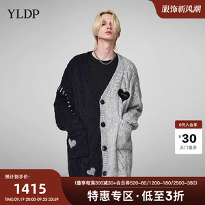 YLDP马海毛羊毛黑灰拼接立体爱心中长款毛衣情侣开衫