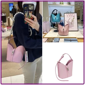 现货vunque韩国设计师品牌樱花粉牛皮女士花瓣水桶包手提斜挎包包
