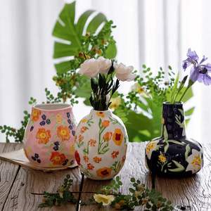 日式手绘陶瓷花瓶复古风客厅房间装饰燕尾兰插花花瓶家居摆件