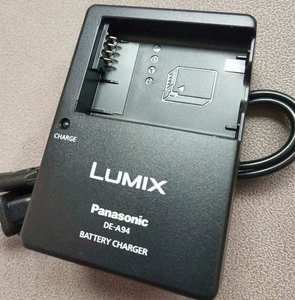 原装Lumix松下DMC-GF2 GK G3 GX1相机DMW-BLD10 电池充电器DE-A94