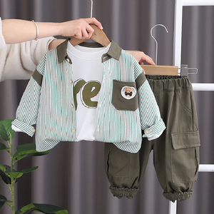 婴儿衣服春秋款韩版格子衬衫工装外套洋气三件套一周岁男宝宝春装