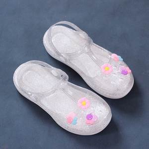 女童洞洞鞋夏季凉鞋软底透明女孩塑料果冻鞋儿童鞋子沙滩拖鞋包头