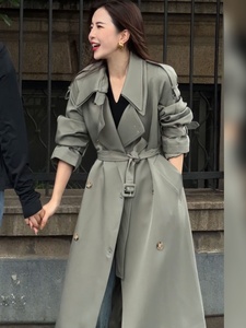 韩国豆绿色大衣风衣女2023秋季新款外套高级英伦气质显瘦收腰过膝