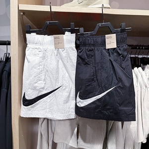 Nike耐克女士夏季新款运动短裤休闲宽松大勾速干梭织五分裤DM6740