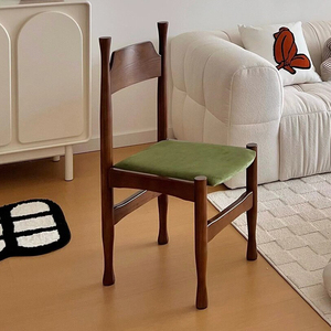 法式复古实木餐椅北欧客厅休闲设计师家用中古现代简约靠背椅子