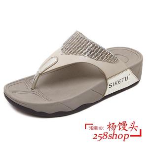 Ladies' slippers sandals for women 女凉拖鞋水钻厚跟夹脚