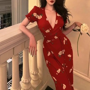 DVF BYUAN法式名媛一片式裹身裙夏季V领气质性感红色碎花连衣裙女