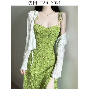 法国Fad Zomo2023夏季新款女绿色桔梗碎花海边度假穿搭吊带连衣裙