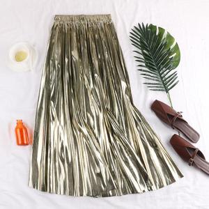 Metallic reflective A-line pleated skirt金属色反光面百褶长裙