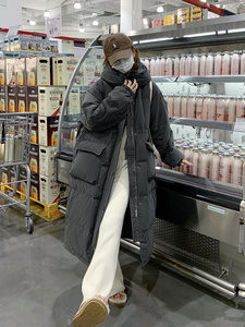 高档高级感灰色韩系长款羽绒服女炸街今年流行冬装工装90绒面包服