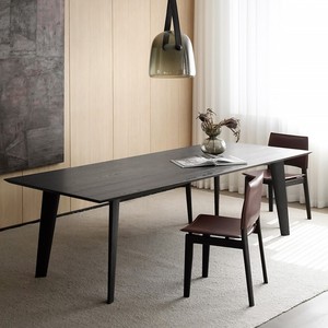 侘寂风实木餐桌黑色长条桌家用小户型简约办公桌设计师实木会议桌