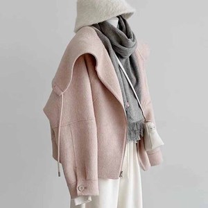 奶系穿搭粉色羊绒大衣女2024冬季小个子短款翻领披肩斗篷毛呢外套