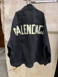 Balenciaga/巴黎世家23新款背后logo胶带美纹纸贴牛仔夹克外套