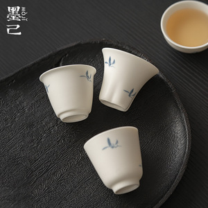 墨己手绘秋水兰花茶杯陶瓷主人杯家用功夫茶具聚香品茗杯白瓷单杯