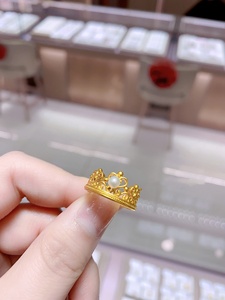 皇冠黄金色戒指珍珠金色食指戒高级宮延风指环古法活口尾戒礼物