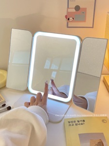 Amiro觅光化妆镜折叠led化妆镜子带灯随身便携旅游宿舍桌面台式补