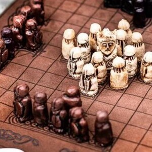 跨境创意新款树脂皮质国王士兵国际象棋休闲娱乐下棋家居室内摆件