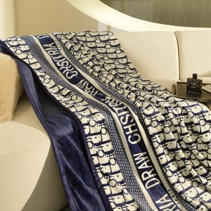 水星家纺现代简约双面印花法兰绒毯子单人双人午睡盖毯加厚珊瑚绒