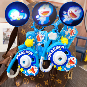 正版哆啦A梦投影相机钥匙扣玩具挂件小礼物小叮当蓝胖子背包挂饰